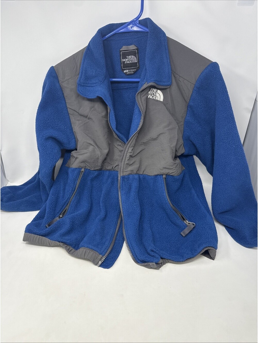 Northface Boys Blue And Grey Denali, Missing Zip, Size Large